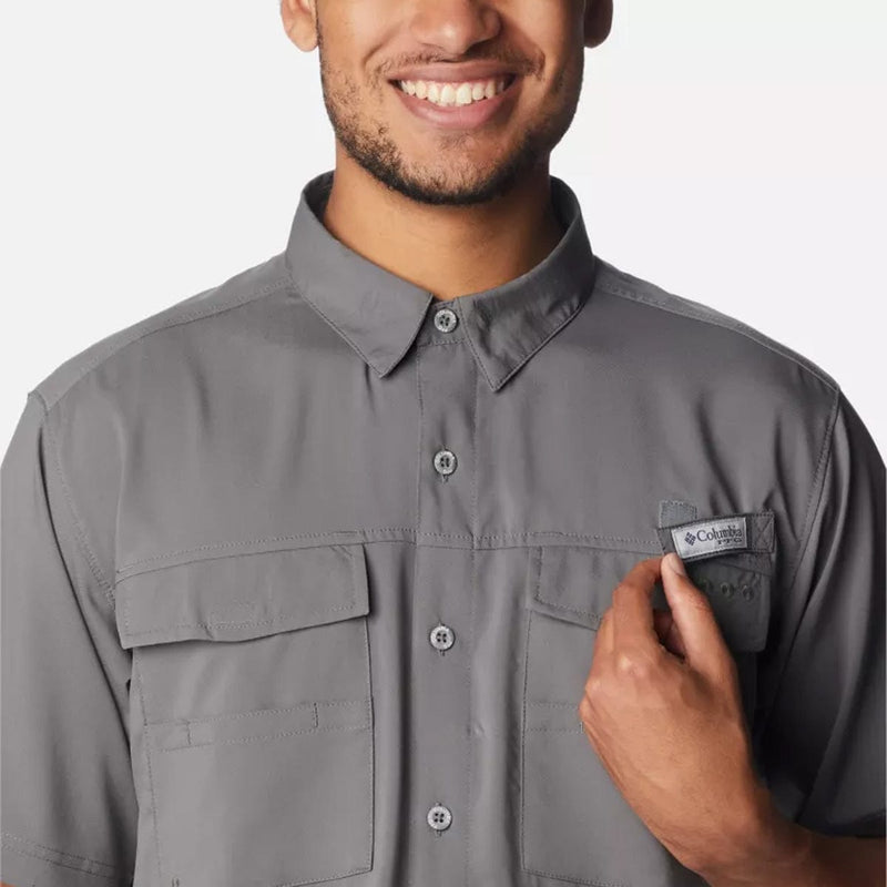 Load image into Gallery viewer, Columbia Men's Blood and Guts IV Woven Short Sleeve Shirt