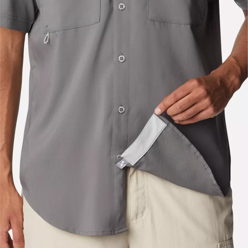 Load image into Gallery viewer, Columbia Men's Blood and Guts IV Woven Short Sleeve Shirt