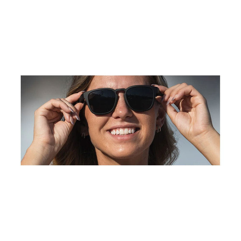 Load image into Gallery viewer, Tifosi Smirk Polarized Sunglasses
