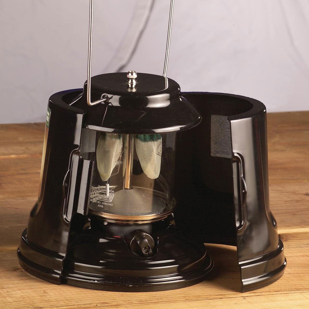 Coleman QuickPack™ 2-Mantle Propane Lantern – Campmor