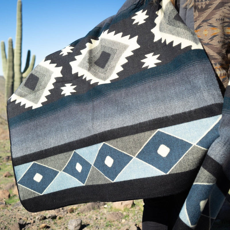 Load image into Gallery viewer, Andean Alpaca Wool Blanket - Midnight by Alpaca Threadz
