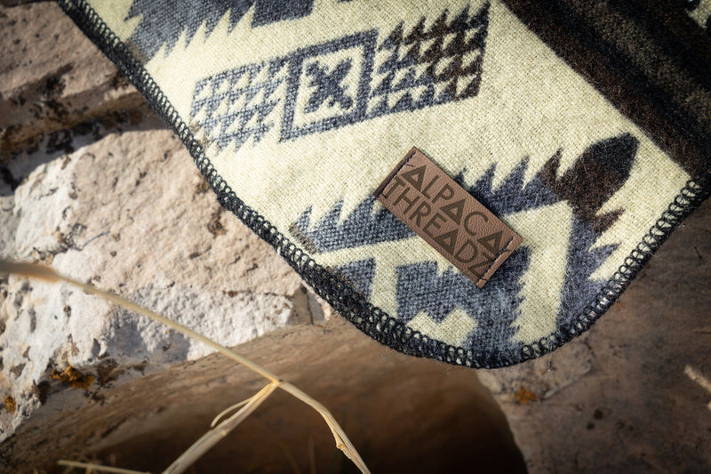 Load image into Gallery viewer, Andean Alpaca Wool Blanket - Slate by Alpaca Threadz
