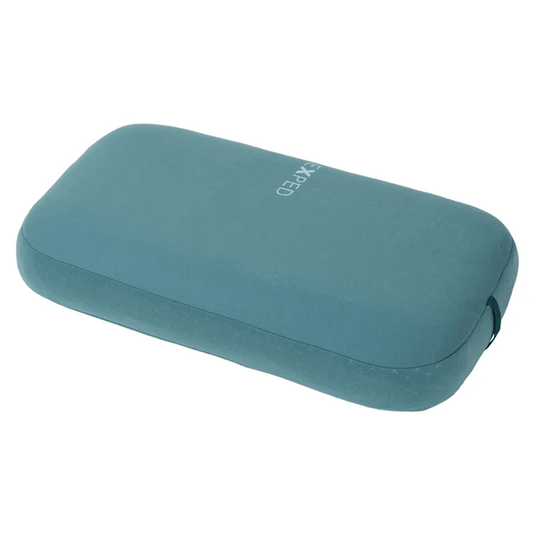 Teal glasses case with 'Kepko' branding on a white background