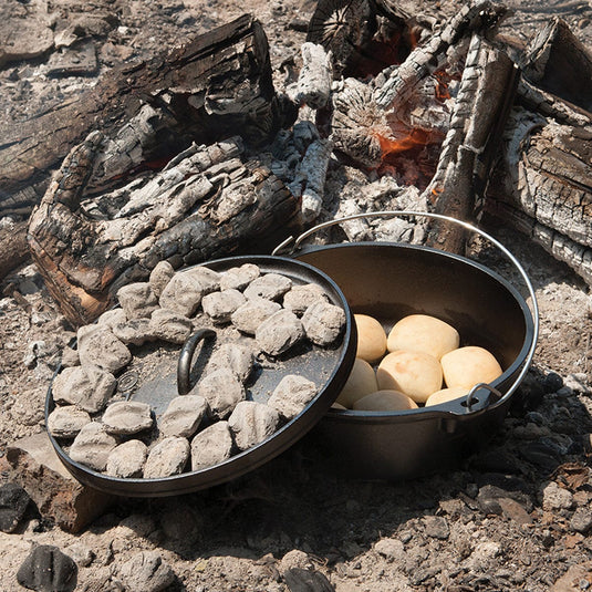 Lodge Cast Iron 12 Inch / 6 Quart Cast Iron Camp Dutch Oven