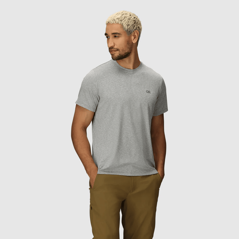 Load image into Gallery viewer, Man wearing a gray t-shirt and brown pants on a light gray background
