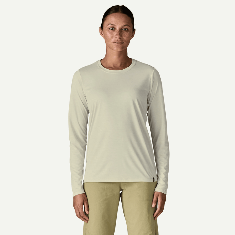 Load image into Gallery viewer, Patagonia Women's Long Sleeve Cap Cool Daily Shirt
