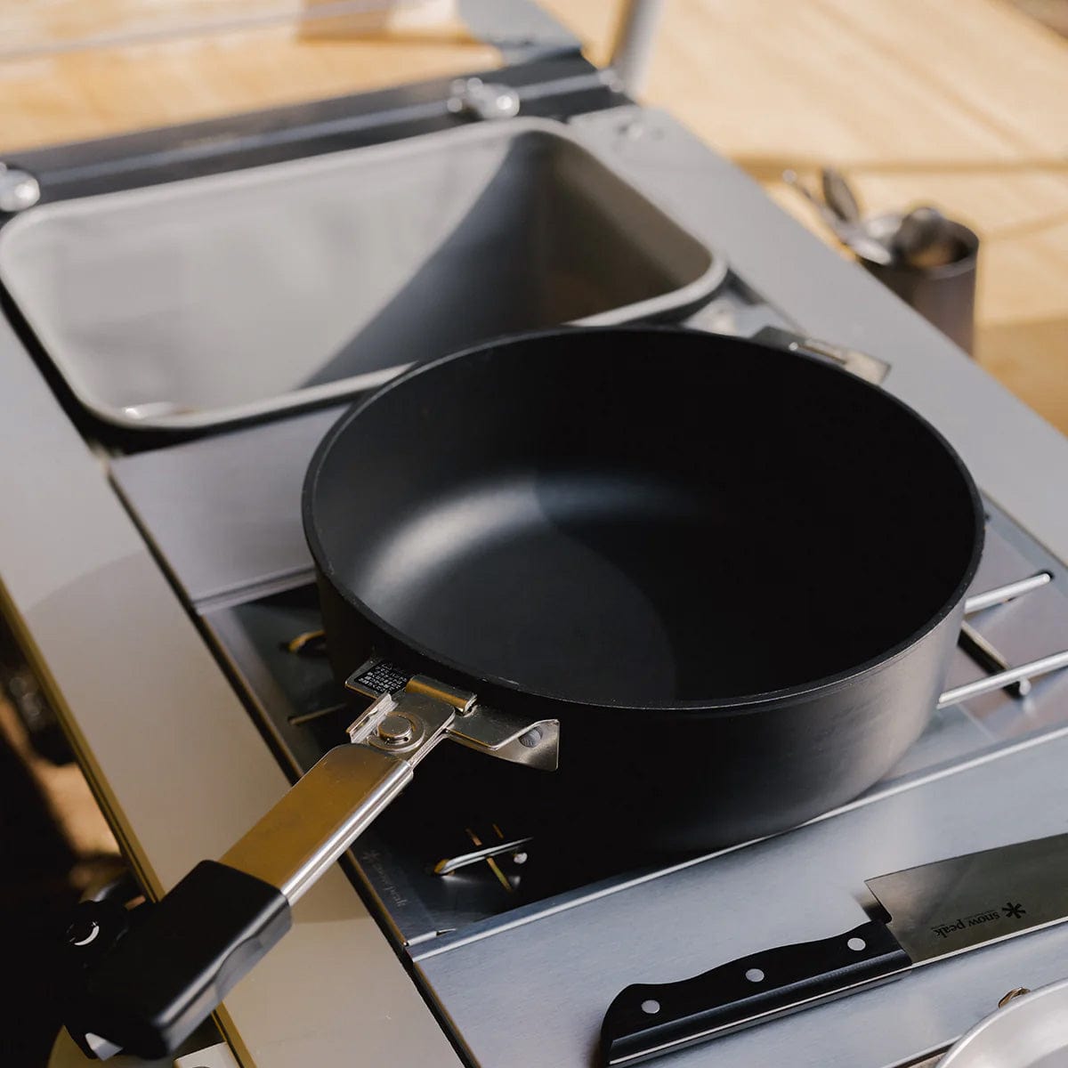 Snow Peak Iron Grill Table Camp Kitchen Starter Set – Campmor