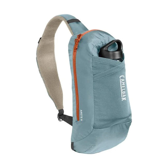 CamelBak Arete Sling 8 20 oz.