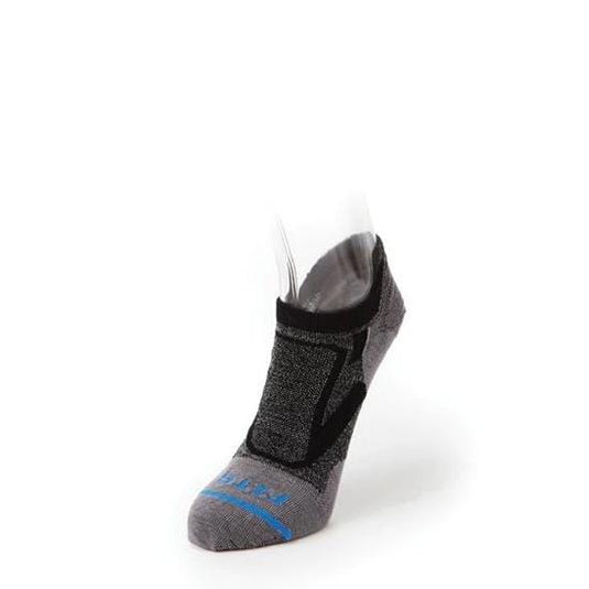 FITS Ultra Light Runner No Show Socks