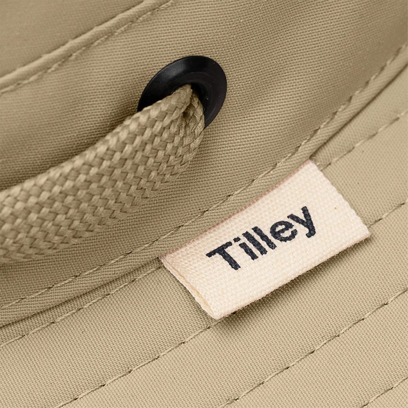 Load image into Gallery viewer, Tilley Airflo Broad Brim LTM6 Hat
