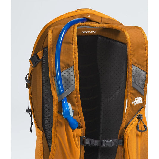north face camel backpack The RECON inch (38 cm) laptop backpack in green is designed for students and professionals who need a reliable everyday transport solution for electronics and essentials The North Face Trail Lite