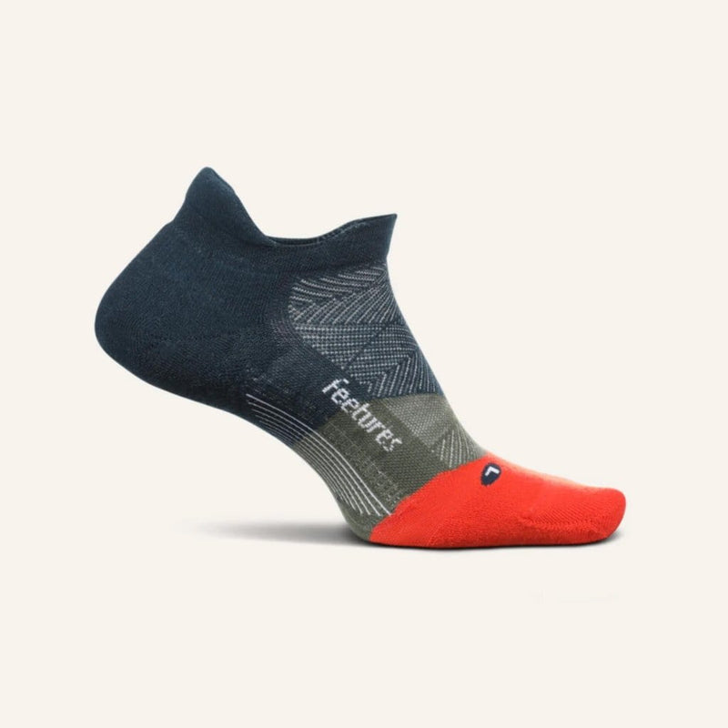 Load image into Gallery viewer, Feetures Elite Light Cushion No Show Tab
