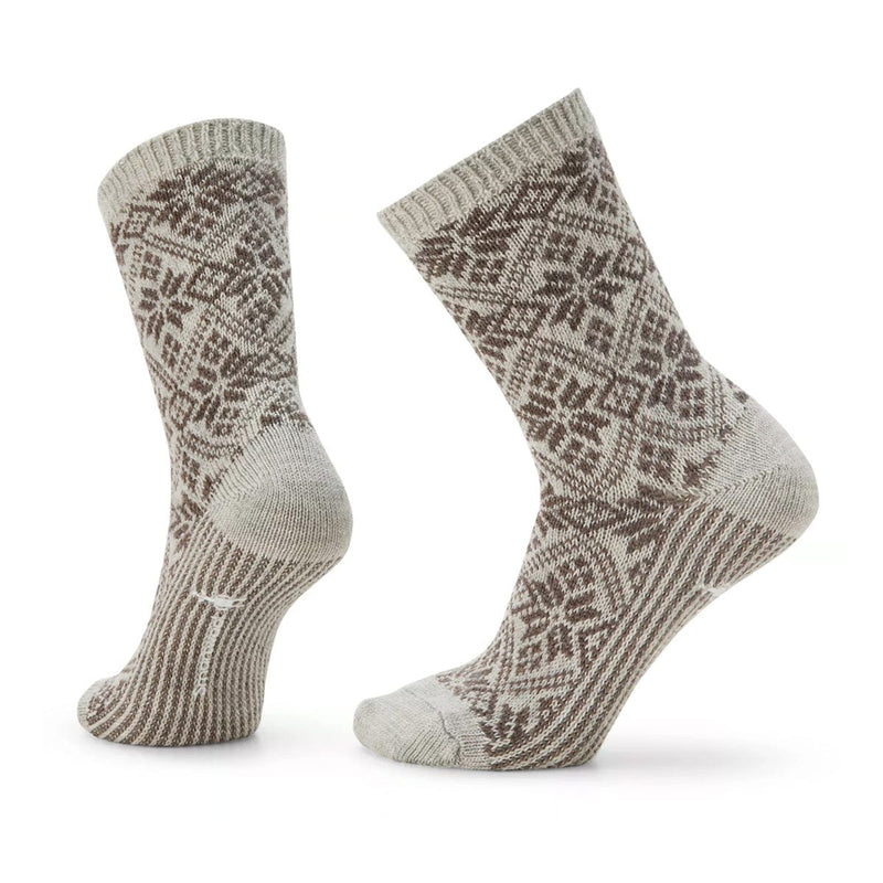 Load image into Gallery viewer, Smartwool Women&#39;s Everyday Traditional Snowflake Crew Socks
