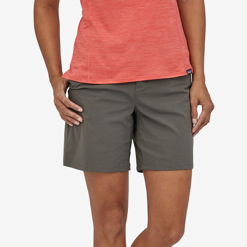 Load image into Gallery viewer, Patagonia Women&#39;s Quandary Shorts - 7 in.
