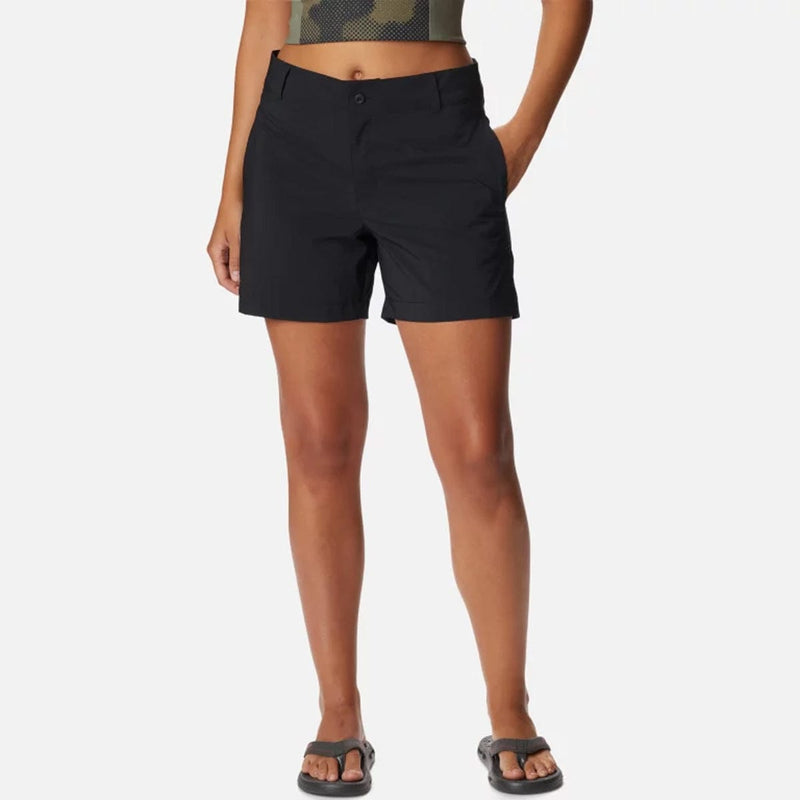 Load image into Gallery viewer, Columbia Women&#39;s Silver Ridge Utility 4 in. Inseam Short
