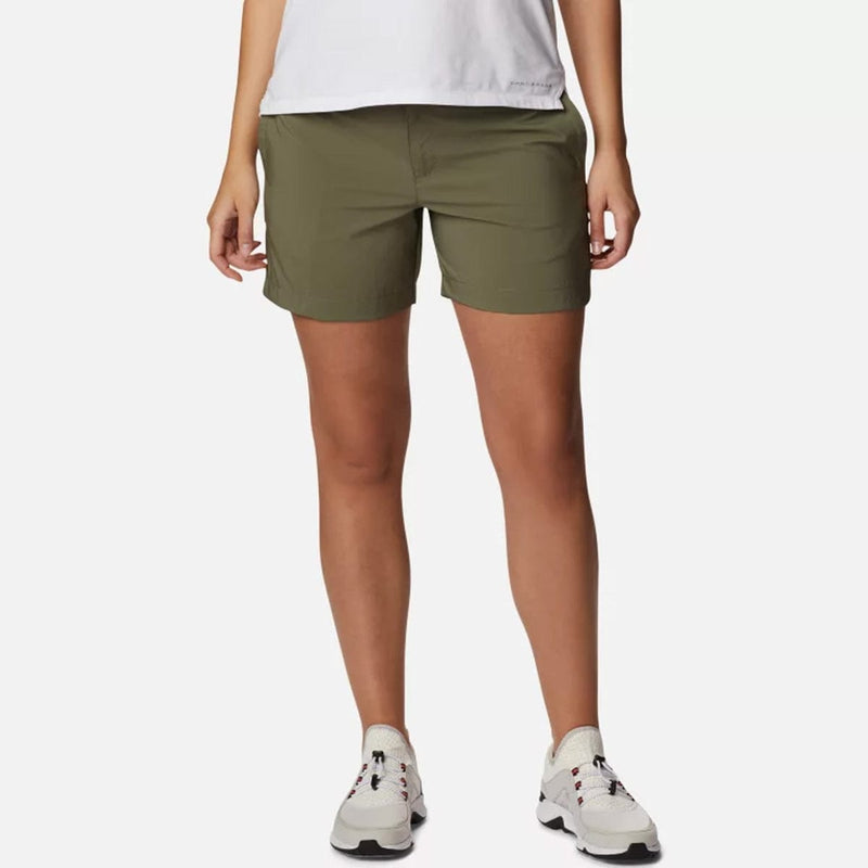 Load image into Gallery viewer, Columbia Women&#39;s Silver Ridge Utility 4 in. Inseam Short
